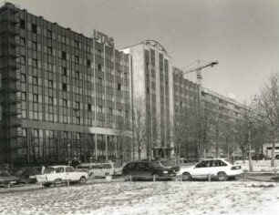 Halle (Saale), Riebeckplatz 4 (?). Bürogebäude (1965-1966, A. Möller, F. Funkat, U. Tielsch; Umbau 1994)