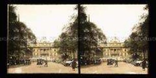 Blick auf Straße und Platz vor dem Justizpalast, Paris