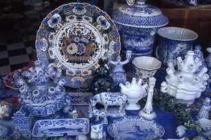 Delft - Porzellanangebot : Porzellanangebot. Aufgenommen 2001 in Delft