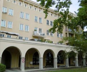 Eisenhüttenstadt: Wohnbauten Erich-Weinert-Allee/Friedrich-Engels-Straße (WK II)