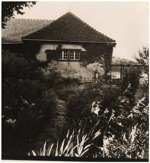 Garten Dr. Udo Rukser, Oberbühlhof am Bodensee: Blick auf das Haus