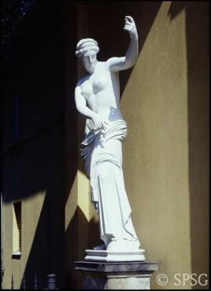 Berlin, Schlosspark Glienicke, Venus von Capua, Hofgärtnerhaus.