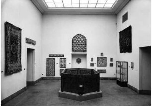 Aufstellung des Museums für Islamische Kunst im Pergamonmuseum, Eingangsraum, Raum 18