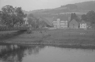 Ellershausen: Werratal mit Fluss und Ellershausen