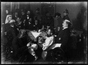 Ohne Titel (Atelierfest bei dem Maler Walter Meyer-Lüben, vorn, August Gaul, Nikolaus Friedrich, August Heer)