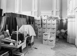 Freimaurerloge "Zu den ehernen Säulen im Orient". Festsaal mit Inventar der SLUB, Abteilung Stenografische Sammlung