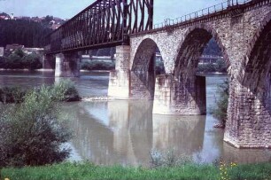 Eisenbahnbrücke Kräutelstein/Donau