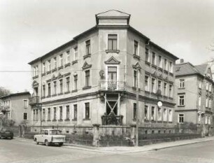 Dresden-Blasewitz, Hofmannstraße 21. Wohnhaus (1886/1900). Eckansicht mit Fassade Maystraße