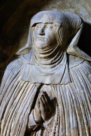 Deutschland. Rheinland Pfalz. Maria Laach. Abteikirche innen. Statue