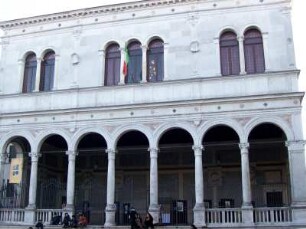 Padua: Loggia del Consiglio
