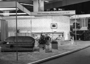 Ausstellungsfläche des VEB Thüringer Möbelkombinat Suhl