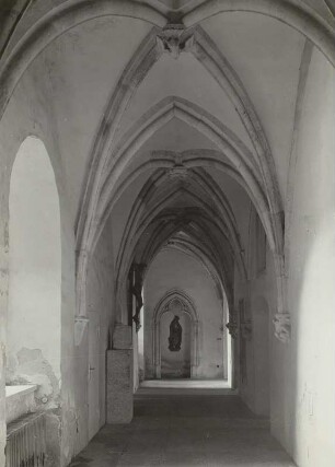 Schloss & Ehemaliges Benediktinerkloster
