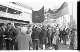 Kleinbildnegativ: Demonstration gegen den Vietnamkrieg, 1969