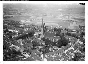 Burg (b. Magdeburg), Frauenkirche, Rathaus