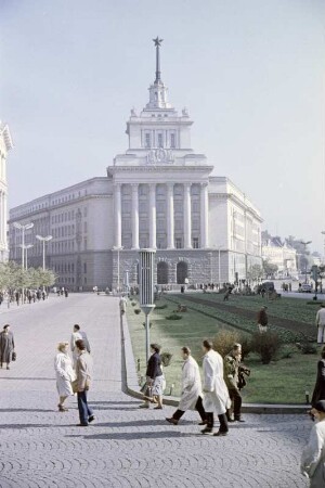 Das Parteigebäude der Kommunistischen Partei, heute Regierungsgebäude Bulgariens in Sofia