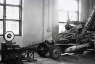 Kartoffelerntemaschine Typ E 675 ; Herst.: VEB Mähdrescherwerk Weimar; Funktionsprüfung