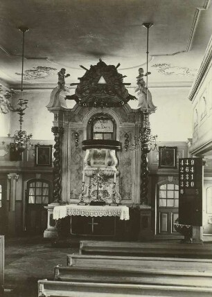 Skassa, Dorfkirche, Inneres, Blick zum Altar