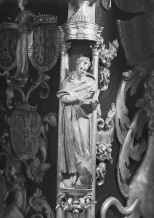 Grabmal Karls des Kühnen von Burgund (+ 1477) — Untere Stirnseite — Evangelist Johannes