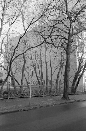 Berlin-Pankow : In Berlin-Pankow, Blankenburger Strasse (vor der Buchholzer Strasse)