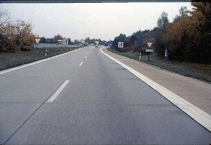 Einfahrt in Hauptrichtung (Nürnberg Richtung Stuttgart)