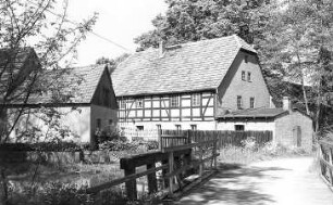 Schwepnitz-Cosel. Bollbuck Mühle, Ansicht über den Saleskbach