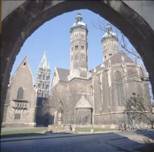 Naumburg. Dom St. Peter und Paul. Ansicht von Südost