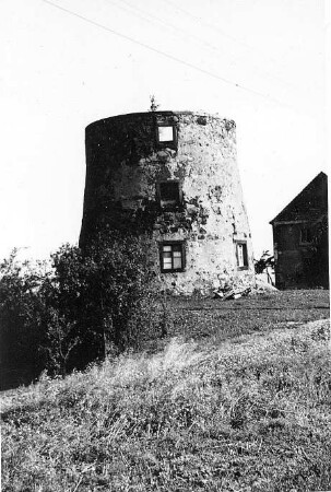 Reichenbach/O.L.. Ruine der Windmühle (Fotografie Erwin Scholz, Uhsmannsdorf)