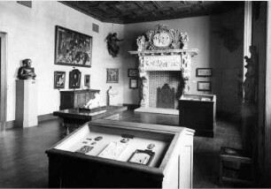 Aufstellung des Deutschen Museums im Pergamonmuseum, Raum 19, Saal des Husumer Kamins