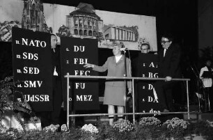 Freiburg: Stadthalle; Quiz mit Abkürzungen