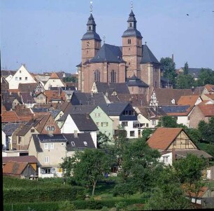 Walldürn. Ortsteilansicht. Blick gegen Wallfahrtsbasilika (1698/1728)