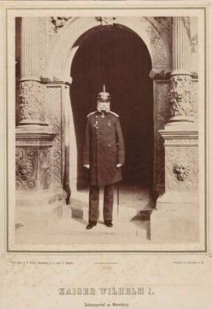 Meersburg, Schloßportal, Kaiser Wilhelm I., Ganzfigur.