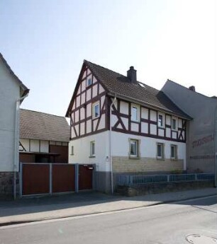 Heuchelheim, Bachstraße 58