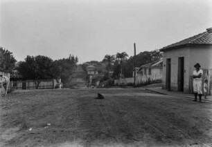 Straße in Santo Anastácio : Blick entlang einer Straße in Santo Anastácio.