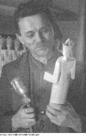 Seiffen, Spielzeugherstellung in Heimarbeit, 1945