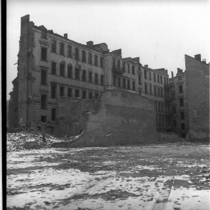 Negativ: Ruine, Kleiststraße 4, 1952