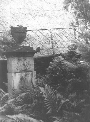 Dresden-Loschwitz. Grabstein eines Müllers, Loschwitzer Friedhof