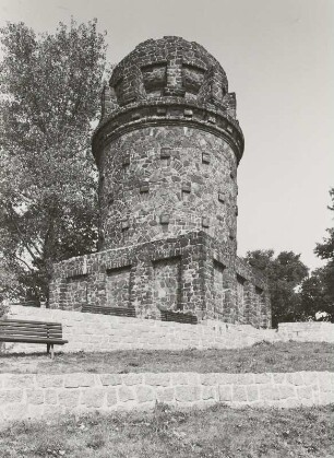 Radebeul, Spitzhausstraße. Bismarckturm (1907, W. Kreis)