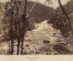 Pyabanha-Wasserfall. Brasilien, Petropolis