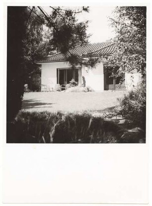 Garten Hans Simon, Berlin-Gatow: Blick auf das Haus