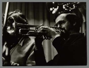 Kenny Wheeler : Portrait des Trompeters Kenny Wheeler im Filmtheater bei der Jazzwerkstatt Peitz 1979