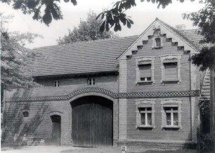 Bauernhof in Bluno : Bauwesen - Wirtschaftsgebäude und Gehöfte. Ort: Bluń / Bluno. Haus Nr. 89, Ziegelgut