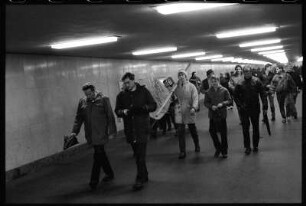 Montagsdemonstration, Fußgängertunnel Pirnaischer Platz, Dresden