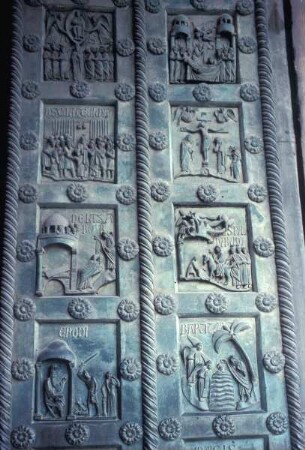 Tür der Porta di San Ranieri / Bronzetür mit Szenen zum neuen Testament