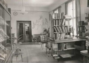 Hildburghausen, Stadt- und Kreisbibliothek "Joseph Meyer", Inneres, Ausleihraum