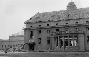 Zerstörungen Zweiter Weltkrieg - Luftangriff auf Karlsruhe am 02./03.09.1942. LS-Revier V. Konzerthaus (Capitol-Lichtspiele) und Festhalle