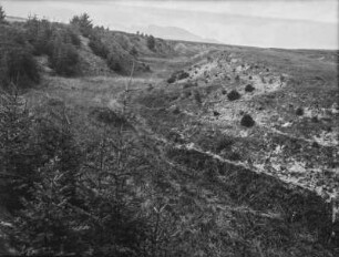 Kleines Tal : Blick auf ein Tal in einer ebenen Landschaft