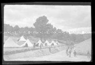 Internierung der Besatzungsangehörigen der "Columbus" im in Algerien gelegenen Internierungslager "Camp Suzzoni", Zeltunterkünfte im Lager