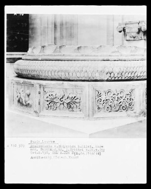 Ionische Basis vom Apollon-Tempel in Didyma