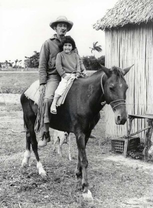 Enkelin mit Großvater