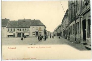 Ortrand. Markt mit Dresdner Straße